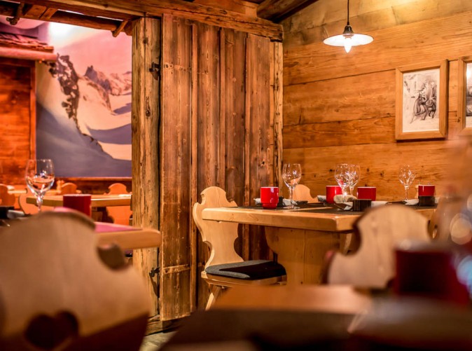 021_Eiger Selfness Grindewald - Schoene Aussichten Touristik -Barrys_restaurant